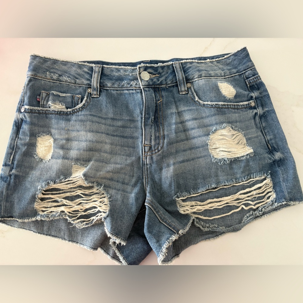 Vigoss Blue Distressed Jean Shorts size 27